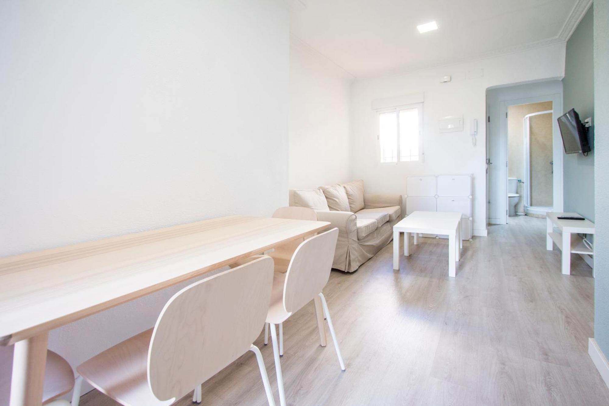 Apartamentos Tetuan Sandino Madrid Exterior photo