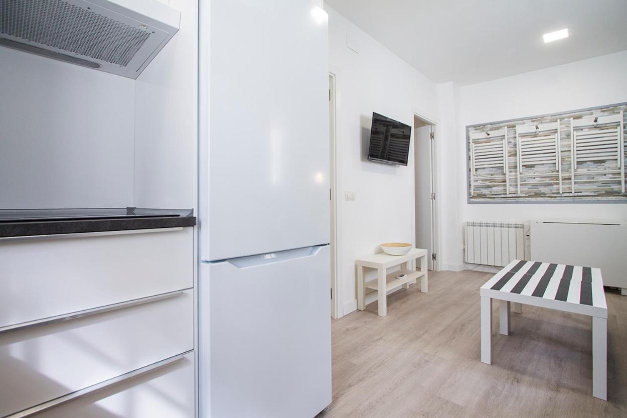 Apartamentos Tetuan Sandino Madrid Exterior photo