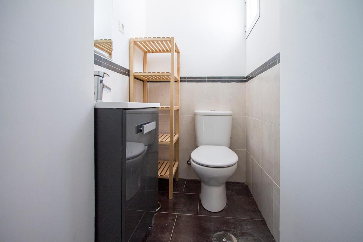 Apartamentos Tetuan Sandino Madrid Exterior photo