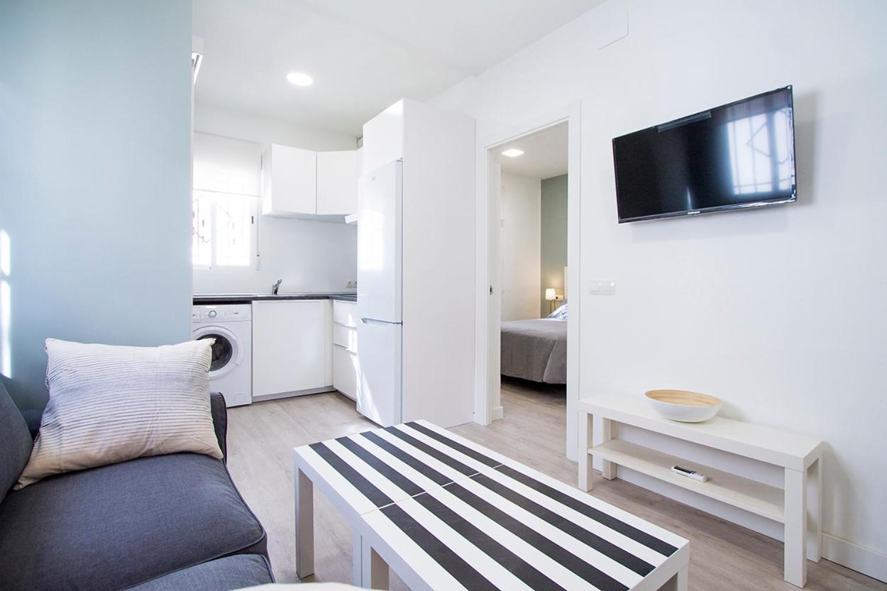 Apartamentos Tetuan Sandino Madrid Exterior photo