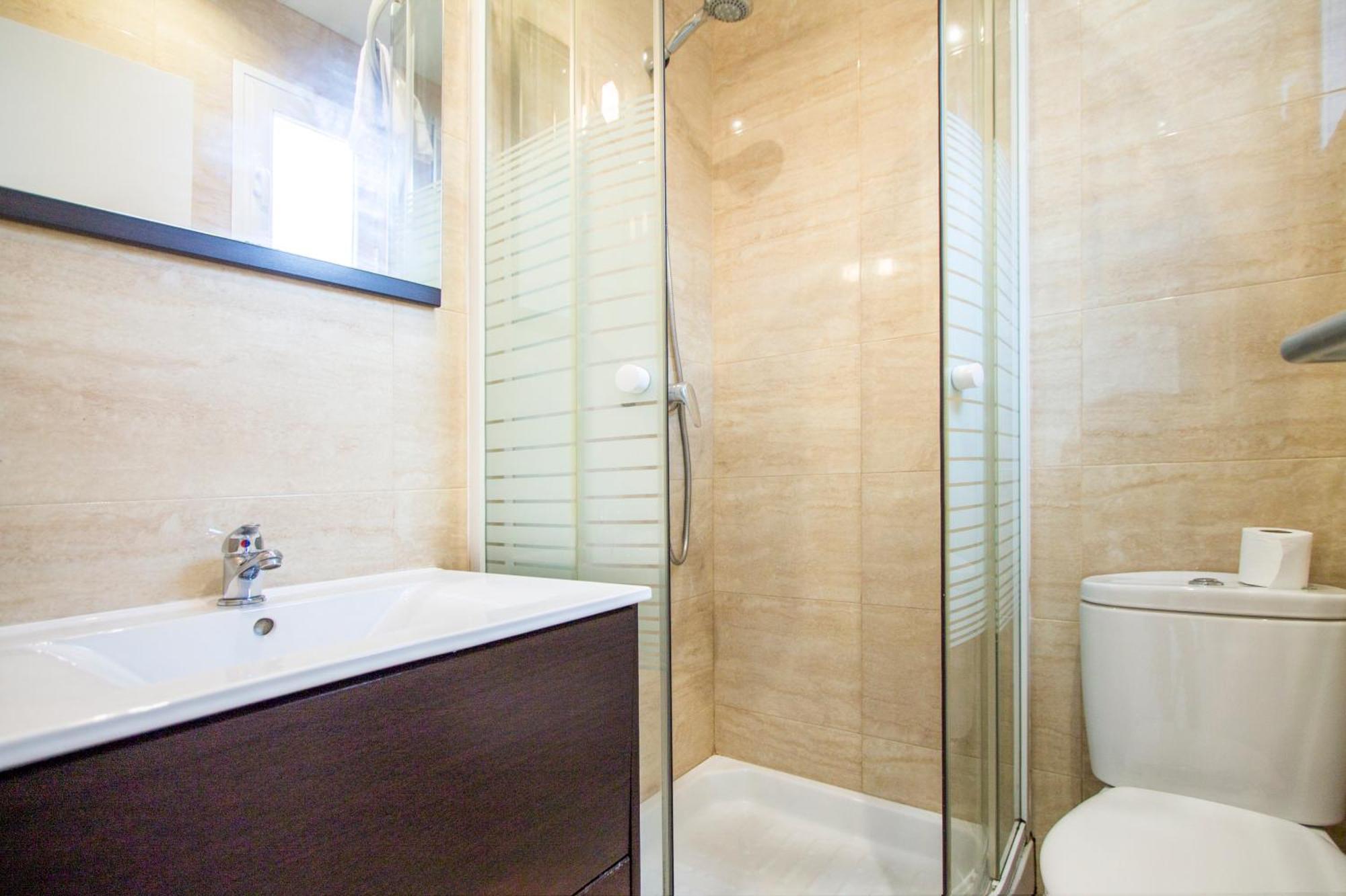 Apartamentos Tetuan Sandino Madrid Exterior photo